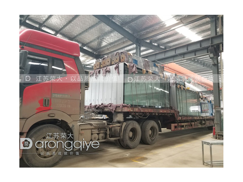 公交候車(chē)亭